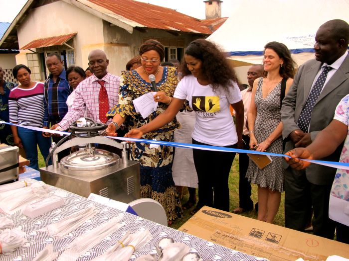 Stephanie Linus' Extended Hands Foundation VVF Project012